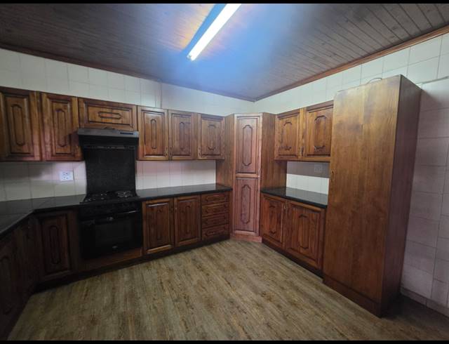 3 BEDROOM HOUSE FOR SALE IN VANDERBIJLPARK CW 1